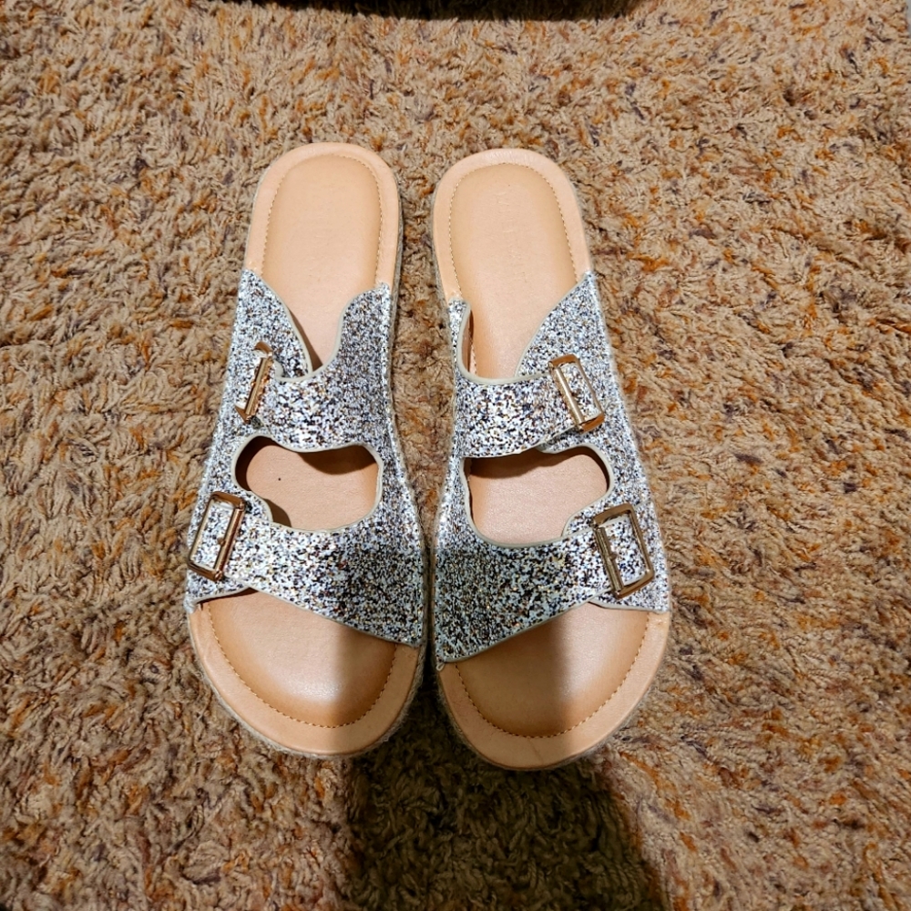 Lane Bryant Brand Women's sandals.   Size 12w.   Worn maybe 1 time.